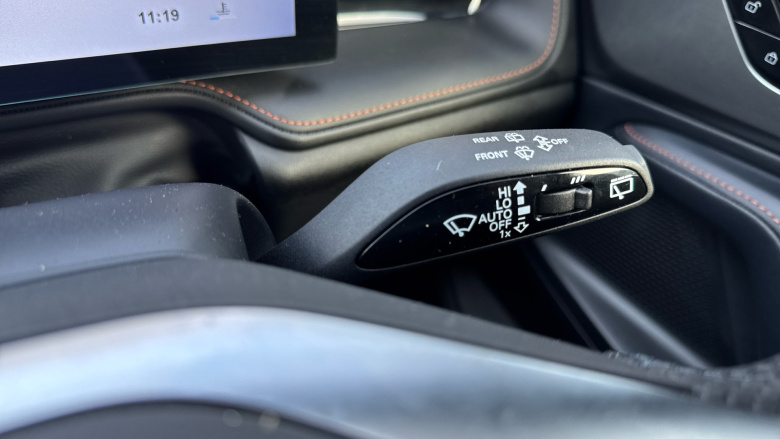 MG HS 1.5 T-GDI Trophy 5dr Petrol Hatchback